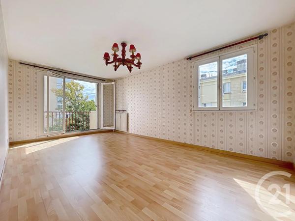 Appartement F3 à vendre  3 pièces - 63 m 2   COMPIEGNE  - 60