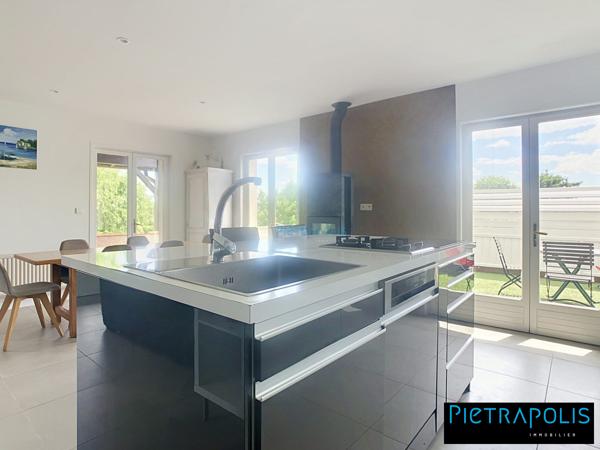 MAISON FAMILIALE - 4 chambres - grand jardin -