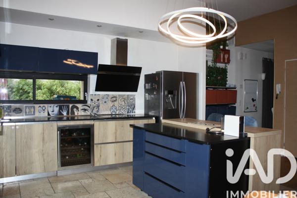 Appartement à vendre 5 pièces 146 m² Tournon-sur-Rhône