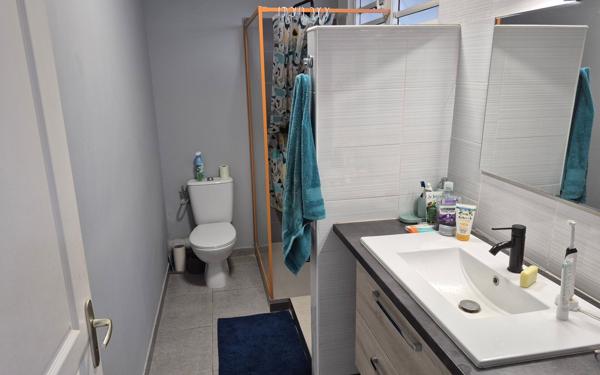 Appartement à vendre    2 pièces • 51,65 m2 Remire-Montjoly