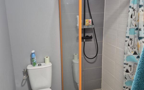 Appartement à vendre    2 pièces • 51,65 m2 Remire-Montjoly