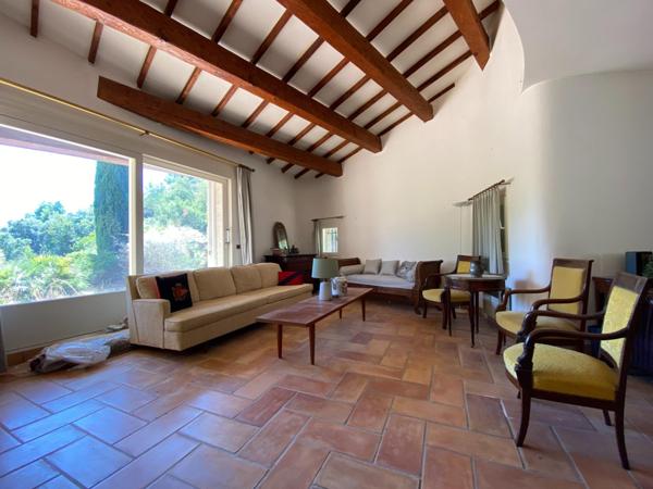 MAISON D'ARCHITECTE LE REVEST LES EAUX