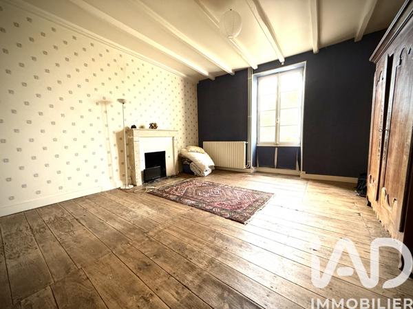 Maison à vendre 11 pièces 337 m² Brioux-sur-Boutonne