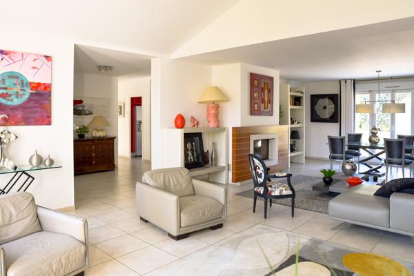 Maison contemporaine sur le golf