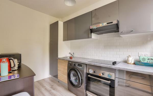Appartement à vendre    3 pièces • 61,23 m2 Paris 17
