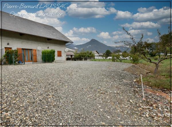 Une maison 3 pièces + une maison 2 pièces (en investissement) à vendre à PLANAISE (73800)