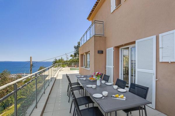 Vente Maison contemporaine Théoule-sur-Mer 5 Pièces 150 m²