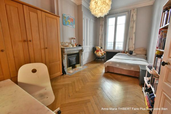 Appartement à vendre 4 pièces VILLEURBANNE (69)
