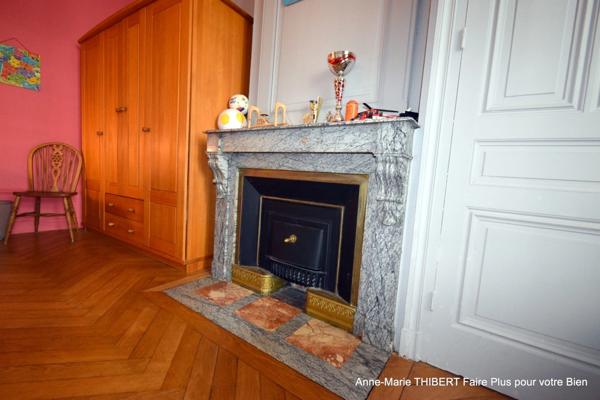 Appartement à vendre 4 pièces VILLEURBANNE (69)