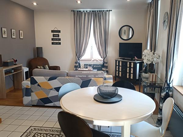 Immeuble avec deux appartements  meublés de haut standing