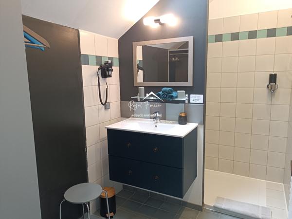 Immeuble avec deux appartements  meublés de haut standing