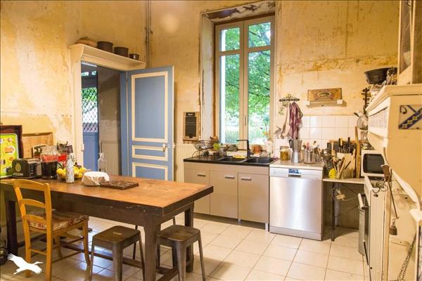 Maison à vendre |  Bourganeuf |  8 pièces | 300 m²