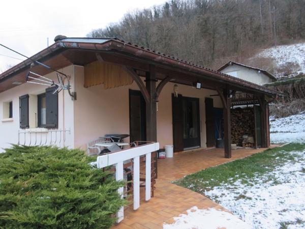 Maison à vendre 5 pièces de 135 m² sur terrain de 723 m² SAINT RAMBERT EN BUGEY (01)