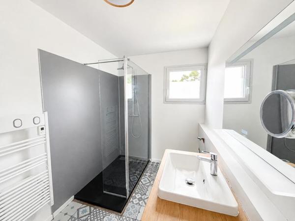 Maison à vendre 357 984 € Sanguinet 6 p 135 m² DPE C