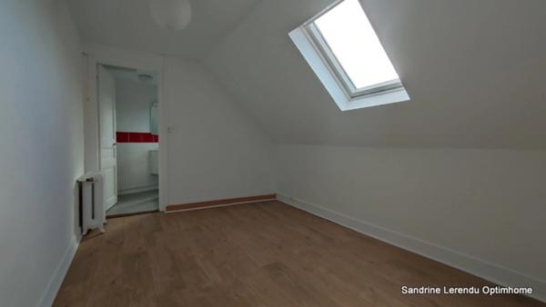 Maison de ville – Ancienne maison de maître en brique et silex – Rouen 249 000 € – 107 m² – 4 chambres – Jardin