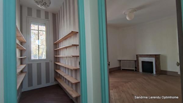 Maison de ville – Ancienne maison de maître en brique et silex – Rouen 249 000 € – 107 m² – 4 chambres – Jardin