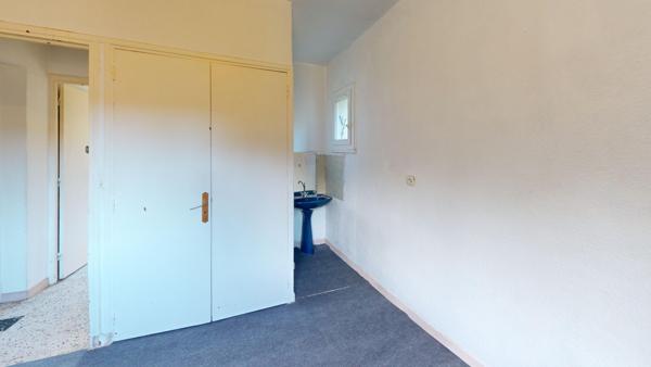 Saint-Jean-du-Pin (30140) Maison avec piscine sur terrain de 6 500 m² avec 4 500 m² de bois