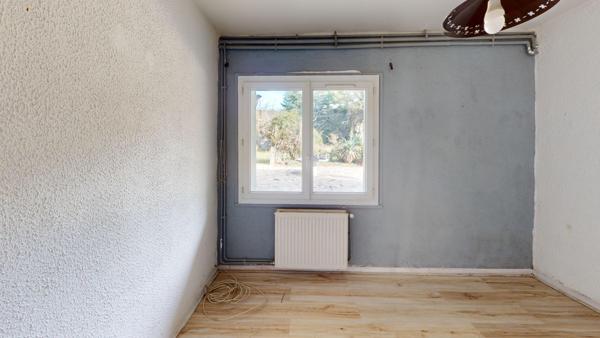 Saint-Jean-du-Pin (30140) Maison avec piscine sur terrain de 6 500 m² avec 4 500 m² de bois