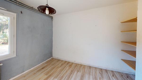 Saint-Jean-du-Pin (30140) Maison avec piscine sur terrain de 6 500 m² avec 4 500 m² de bois