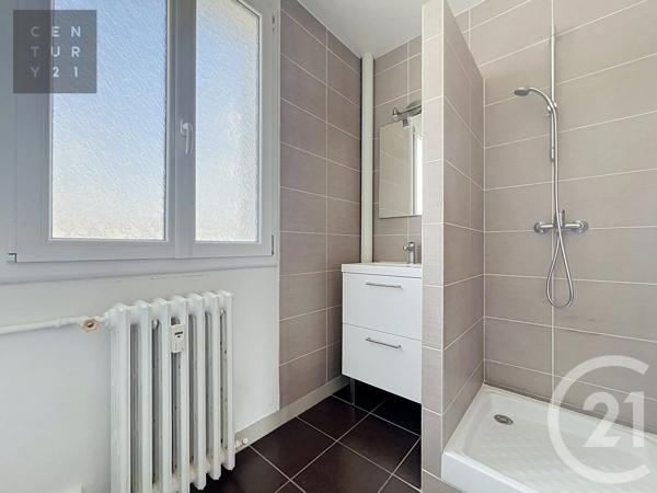 Appartement 3 à vendre  3 pièces - 53 m 2   TROYES  - 10