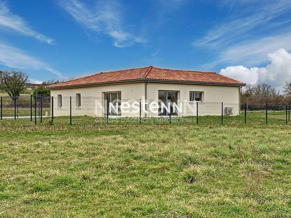 A vendre Maison neuve de plain pied de 110M2 à SARAMON, sur terrain clos avec portail électrique lot 14