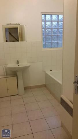 Appartement à louer 1 pièce 32.36m²