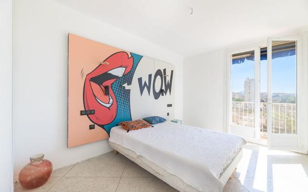 Appartement à vendre    3 pièces • 55,50 m2 Marseille 4