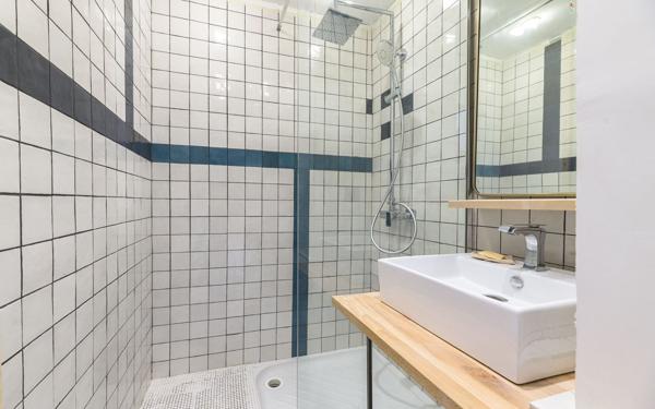 Appartement à vendre    3 pièces • 55,50 m2 Marseille 4