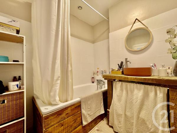 Appartement T4 à vendre  4 pièces - 75,72 m2 BOURG LES VALENCE - 26