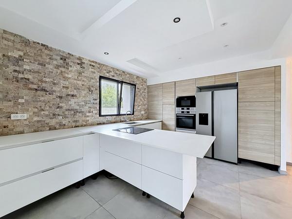 Maison 5 pièces - 165 m²