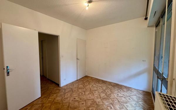 Appartement à vendre    3 pièces • 60,88 m2 Mérignac