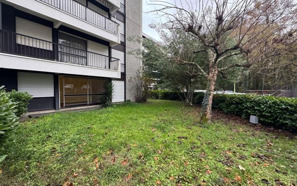 Appartement à vendre    3 pièces • 60,88 m2 Mérignac
