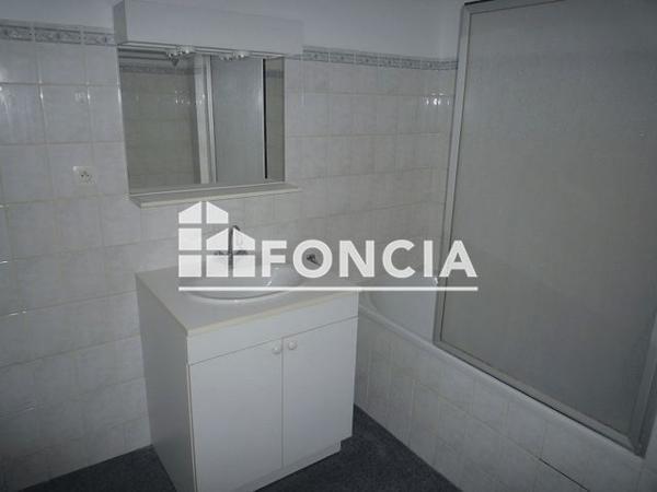 Location Appartement 2 pièces 54.21 m² - 152 AVENUE DE LA LIBERATION / 21 RUE BLAISE PASCAL Poitiers 86000