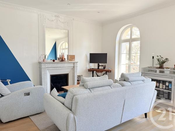 Appartement F5 à vendre  5 pièces - 114,34 m2 ST OUEN - 93