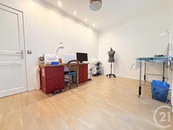 Appartement F5 à vendre  5 pièces - 114,34 m2 ST OUEN - 93