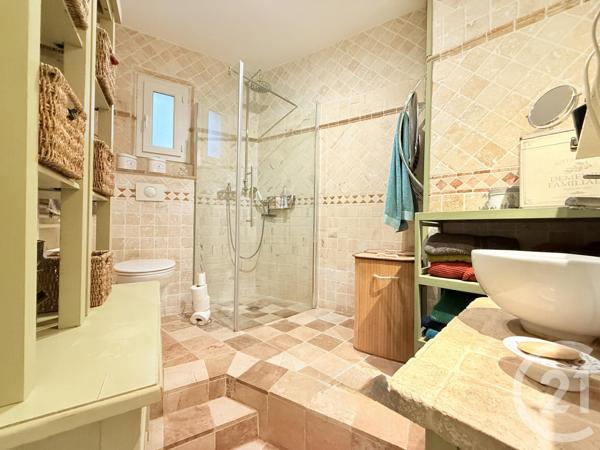 Appartement F5 à vendre  5 pièces - 114,34 m2 ST OUEN - 93