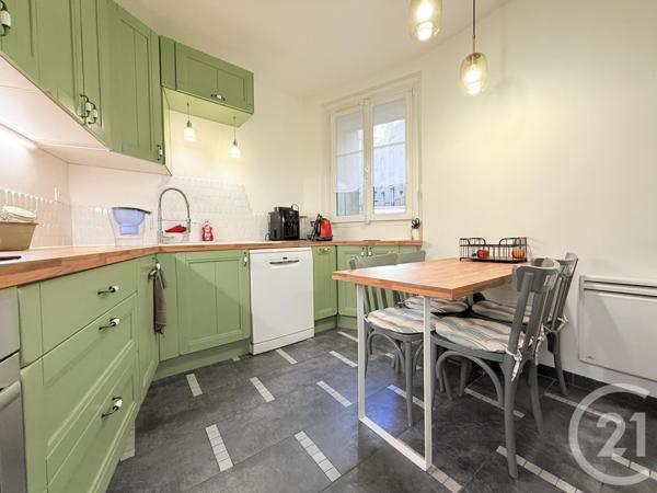 Appartement F5 à vendre  5 pièces - 114,34 m2 ST OUEN - 93