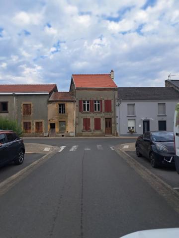 Vente                                                      Maison
                        
                     5 pièces                      154 m2                     à Gespunsart
