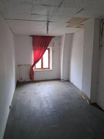 Vente                                                      Maison
                        
                     5 pièces                      154 m2                     à Gespunsart