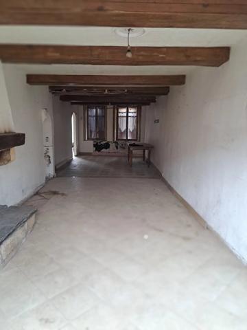 Vente                                                      Maison
                        
                     5 pièces                      154 m2                     à Gespunsart