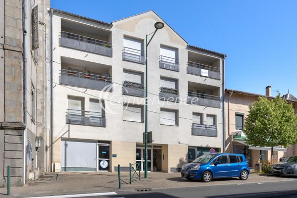 Appartement
                                                                                                                                                                                                                                                                                                                        3 pièce(s)                                                                                                                                                                                                          2 chambre(s)                                                                                                                                                                                                          73  m²