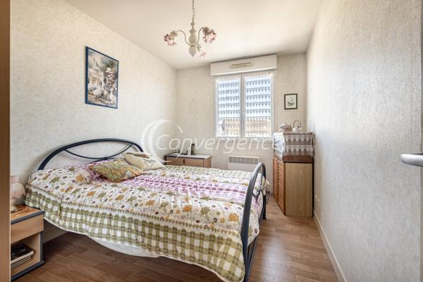 Appartement
                                                                                                                                                                                                                                                                                                                        3 pièce(s)                                                                                                                                                                                                          2 chambre(s)                                                                                                                                                                                                          73  m²