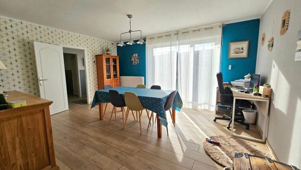 Maison Individuelle - 3 chambres - Jardin - Terrasse - Garage