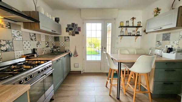 Maison Individuelle - 3 chambres - Jardin - Terrasse - Garage