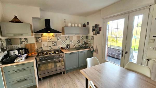 Maison Individuelle - 3 chambres - Jardin - Terrasse - Garage