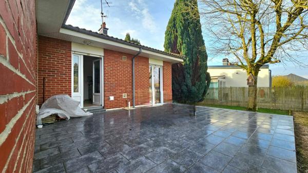 Maison Individuelle - 3 chambres - Jardin - Terrasse - Garage