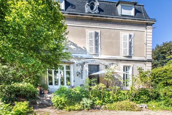 Vente Maison de luxe Dijon 10 Pièces 260 m²