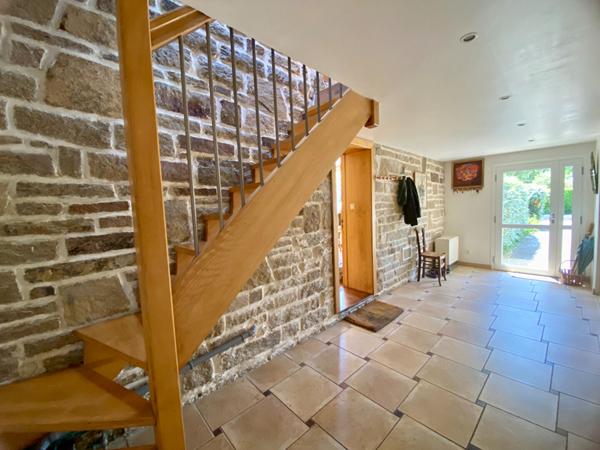 Fouesnant Maison de 214 m² , la plage à vélo !