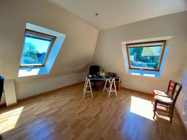 Fouesnant Maison de 214 m² , la plage à vélo !