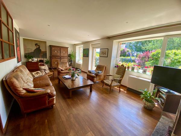 Fouesnant Maison de 214 m² , la plage à vélo !